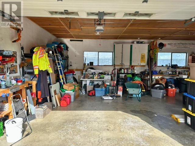 5385 EARL STREET, Texada Island
