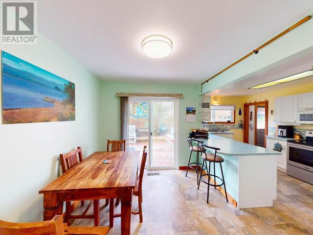 5385 EARL STREET, Texada Island