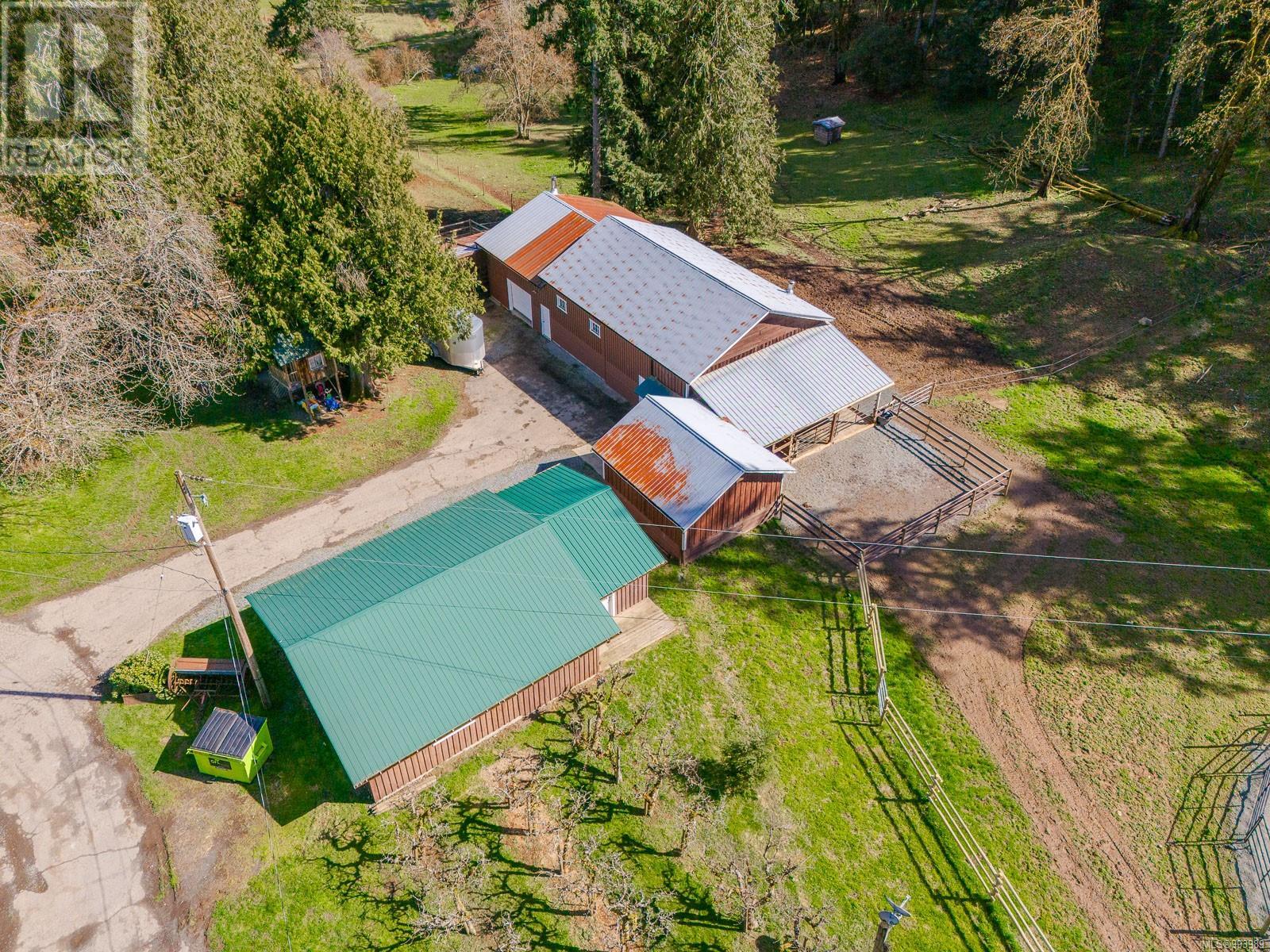 7087 Mays Rd, Duncan