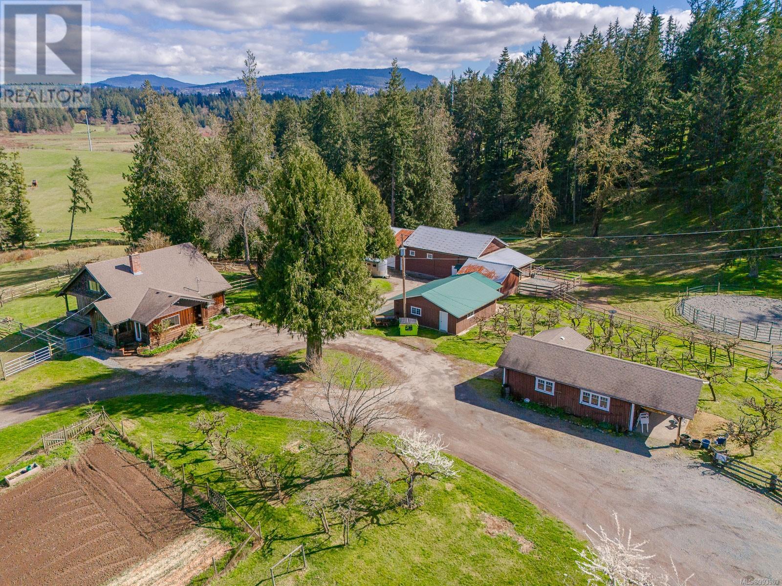 7087 Mays Rd, Duncan