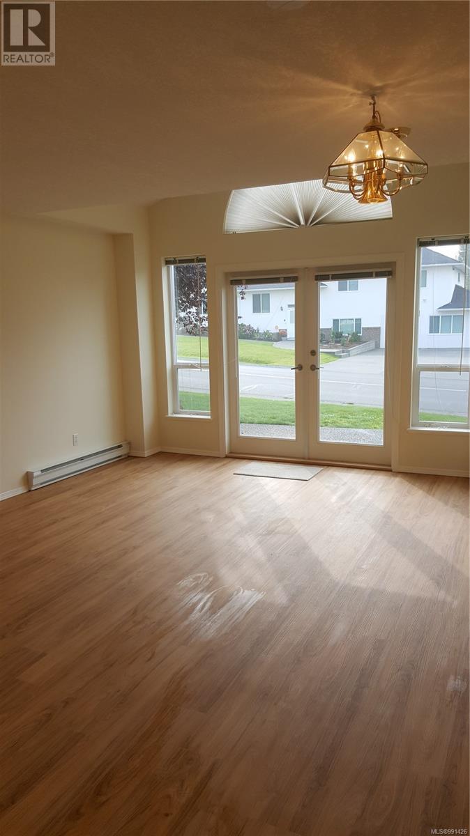 407 264 McVickers St, Parksville real estate listing 991426