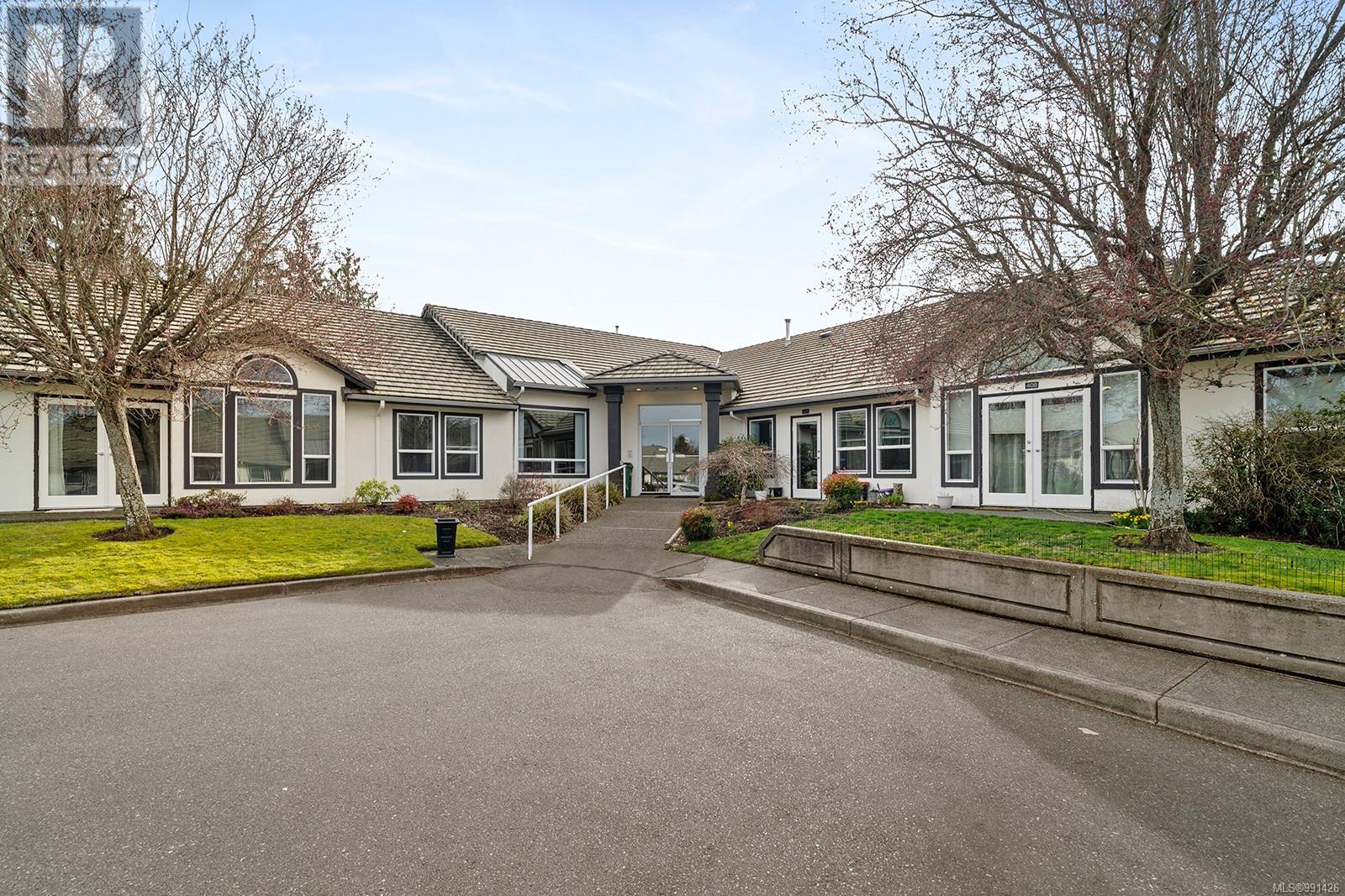 407 264 McVickers St, Parksville real estate listing 991426