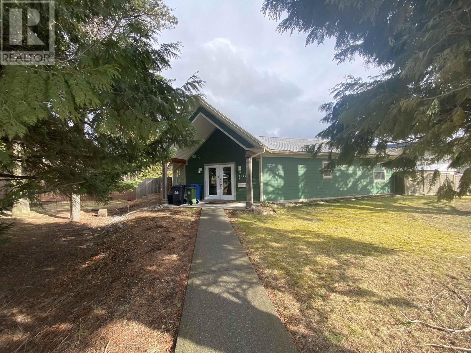 4826 LAZELLE AVENUE, Terrace