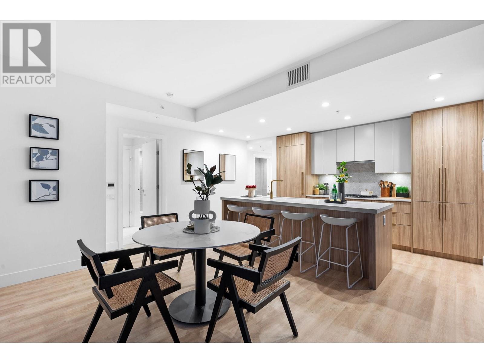 Photo 14 of 502 2325 Emery Court, North Vancouver BC