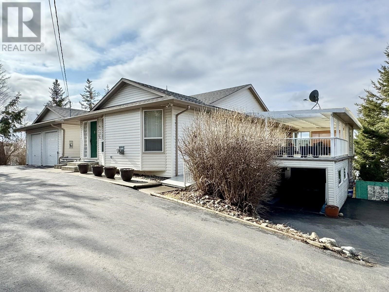 4126 MCKINLEY DRIVE, Lac La Hache