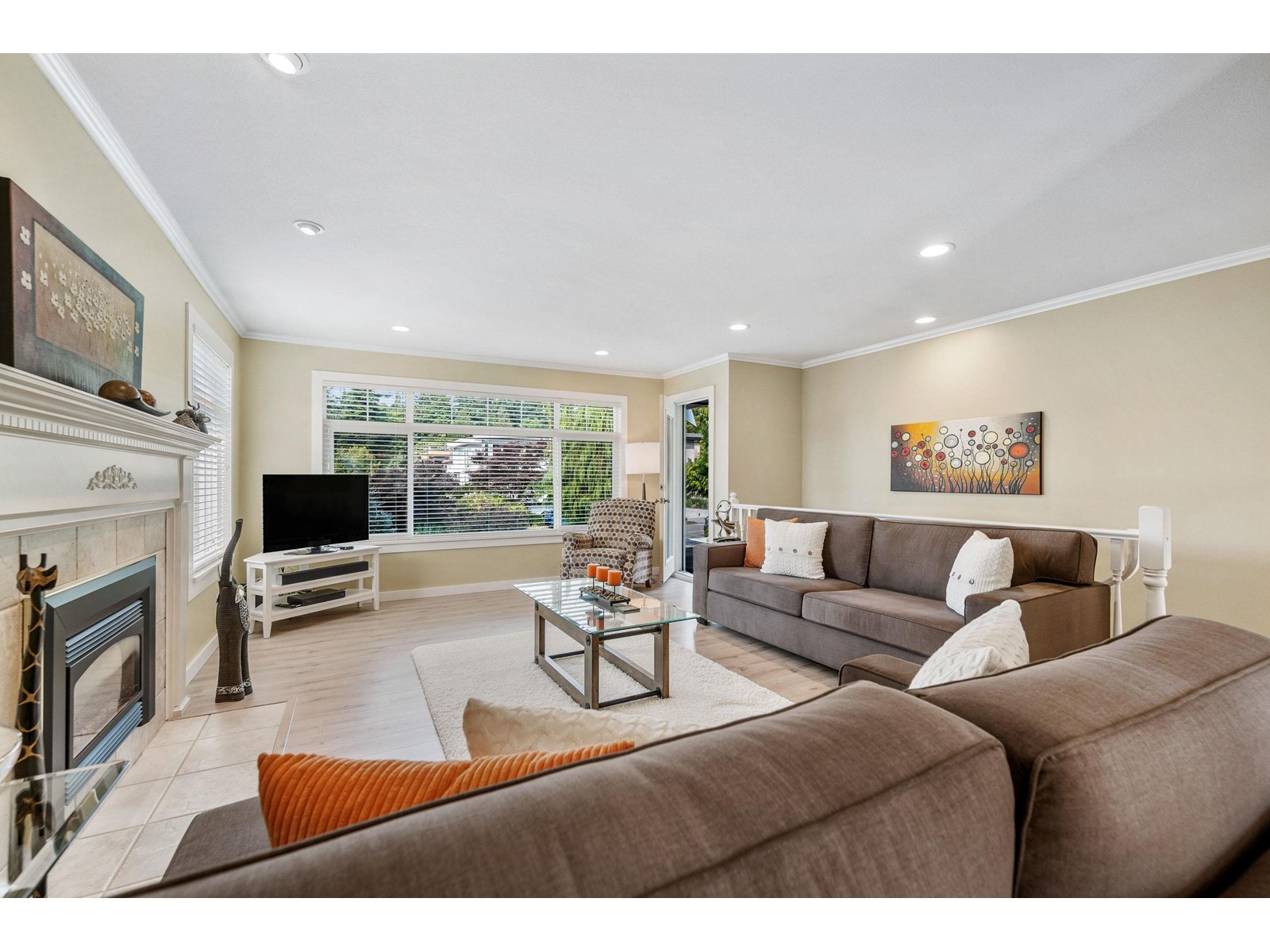 Photo 3 of 1434 Bishop Road, White Rock BC