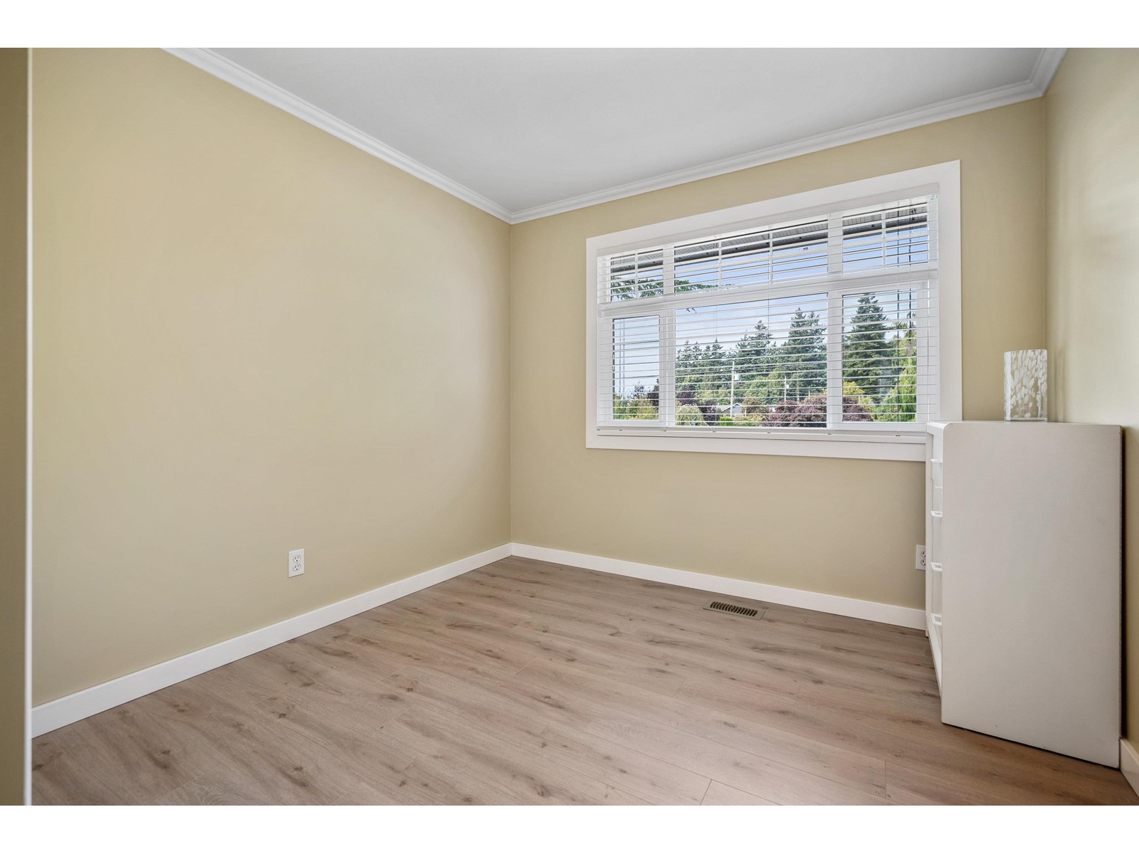 Photo 15 of 1434 Bishop Road, White Rock BC