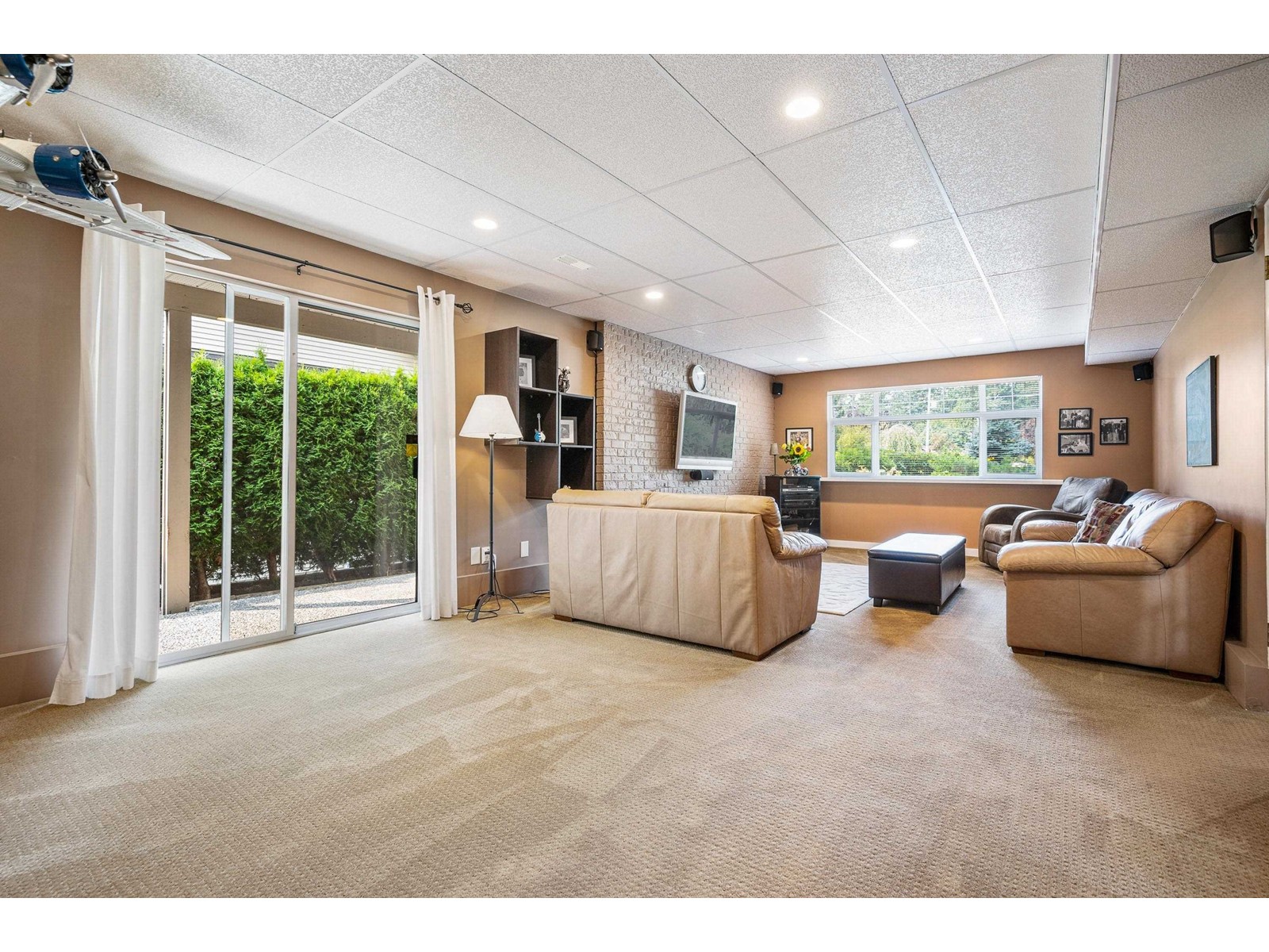 Photo 16 of 1434 Bishop Road, White Rock BC