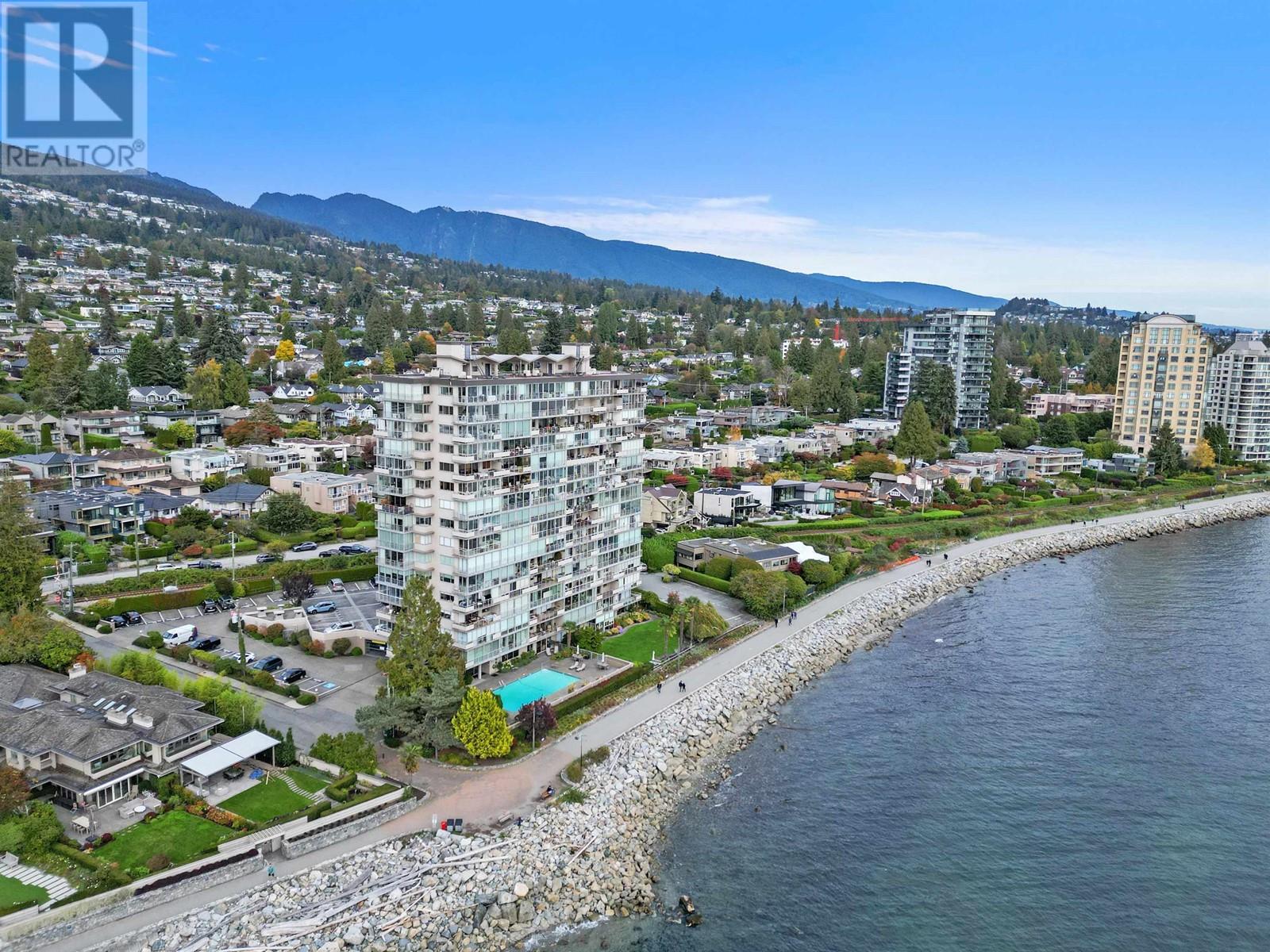 1006 150 24TH STREET, West Vancouver