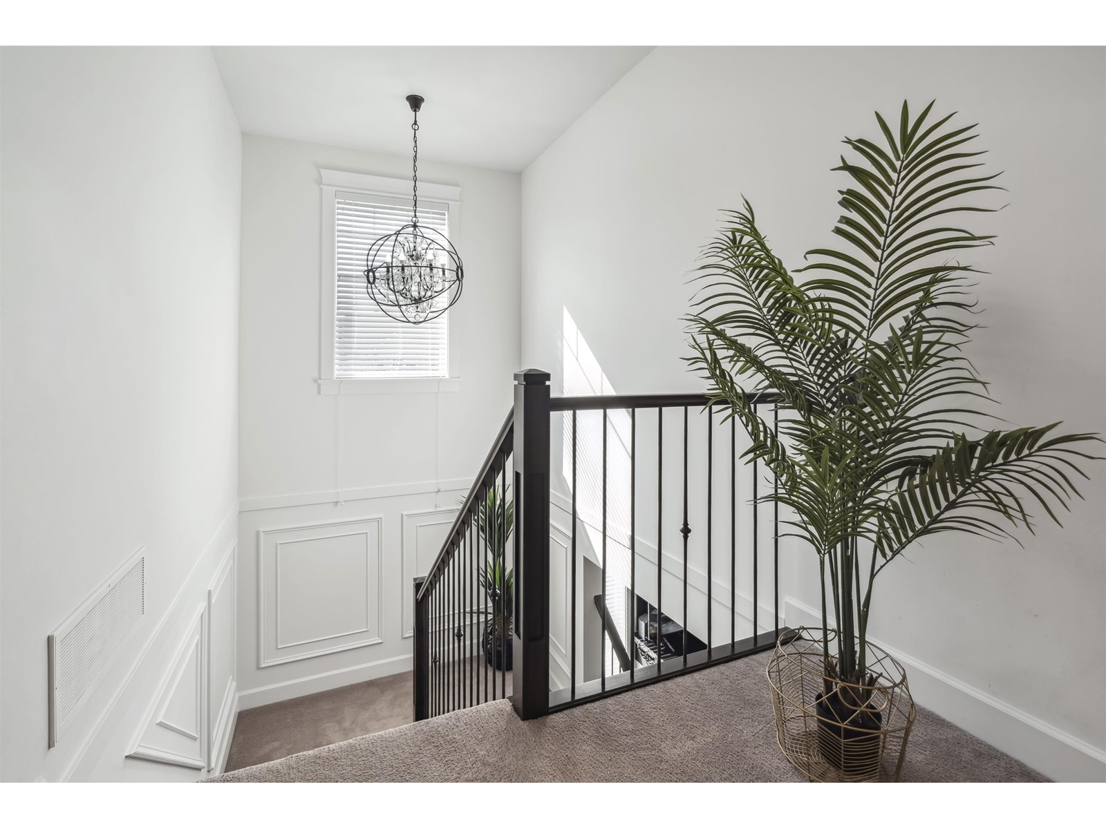 Photo 15 of 16411 26 B Avenue, Surrey BC