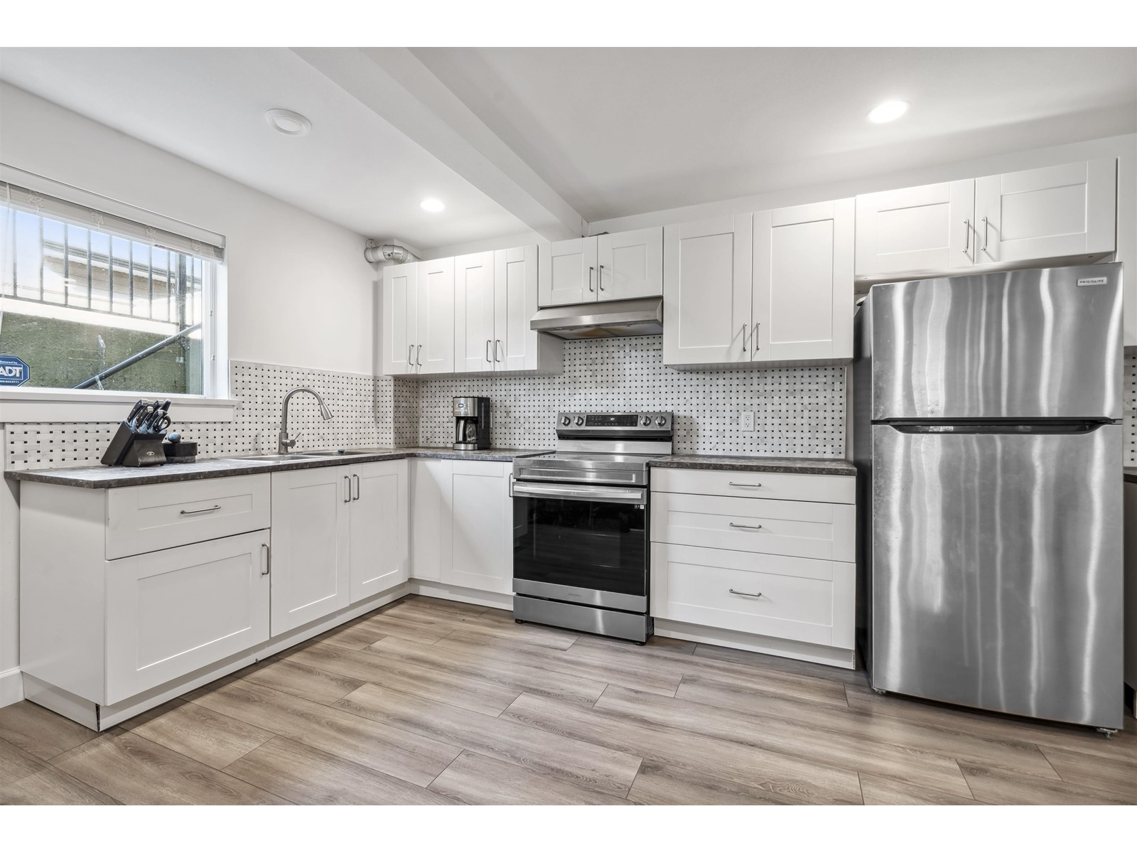 Photo 35 of 16411 26 B Avenue, Surrey BC