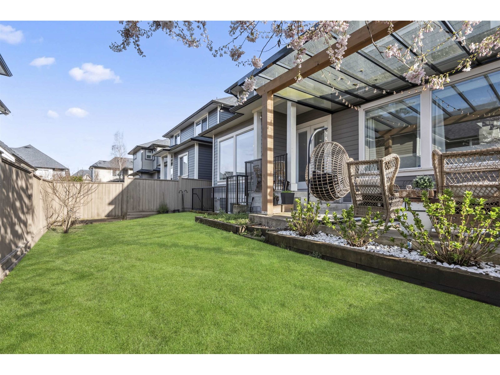 Photo 39 of 16411 26 B Avenue, Surrey BC