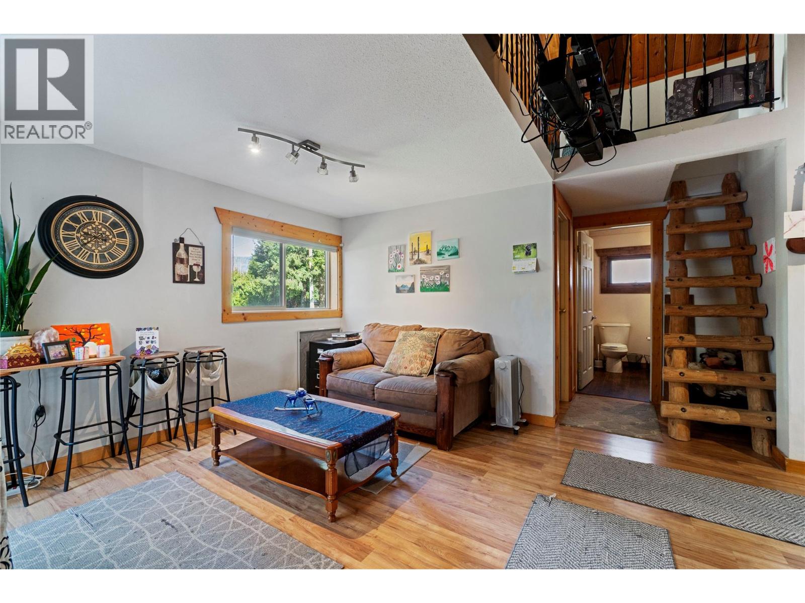  4174 Ashe Crescent, Scotch Creek