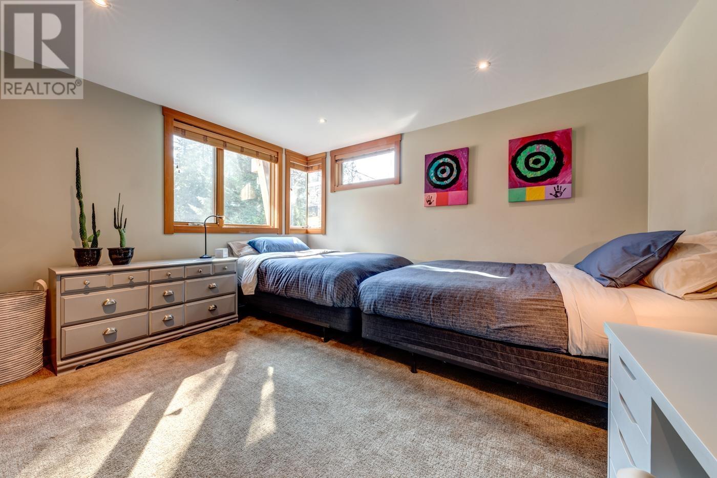 9557 EMERALD DRIVE, Whistler real estate listing R2953197