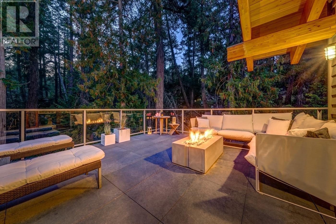 9557 EMERALD DRIVE, Whistler real estate listing R2953197