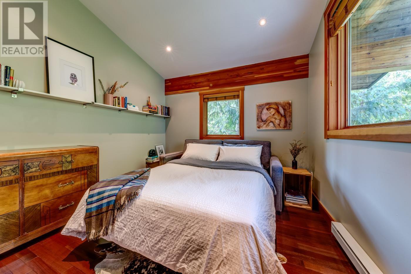 9557 EMERALD DRIVE, Whistler real estate listing R2953197