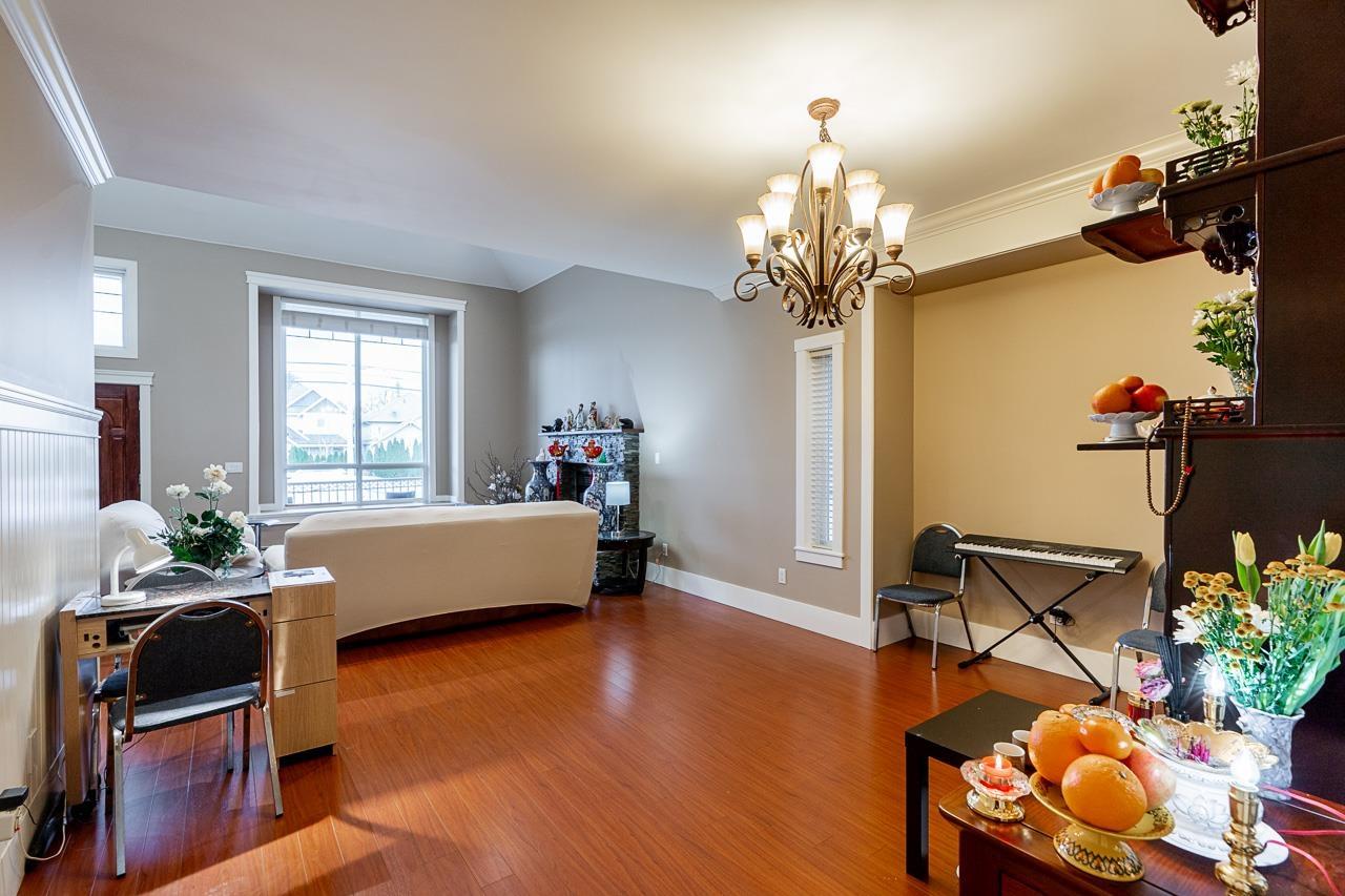 Photo 11 of 27760 Pullman Avenue, Abbotsford BC