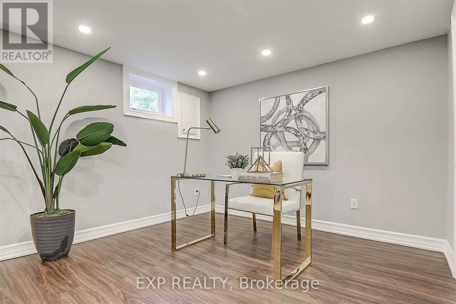 Photo 18 of 88 Riverglen Drive, Georgina ON