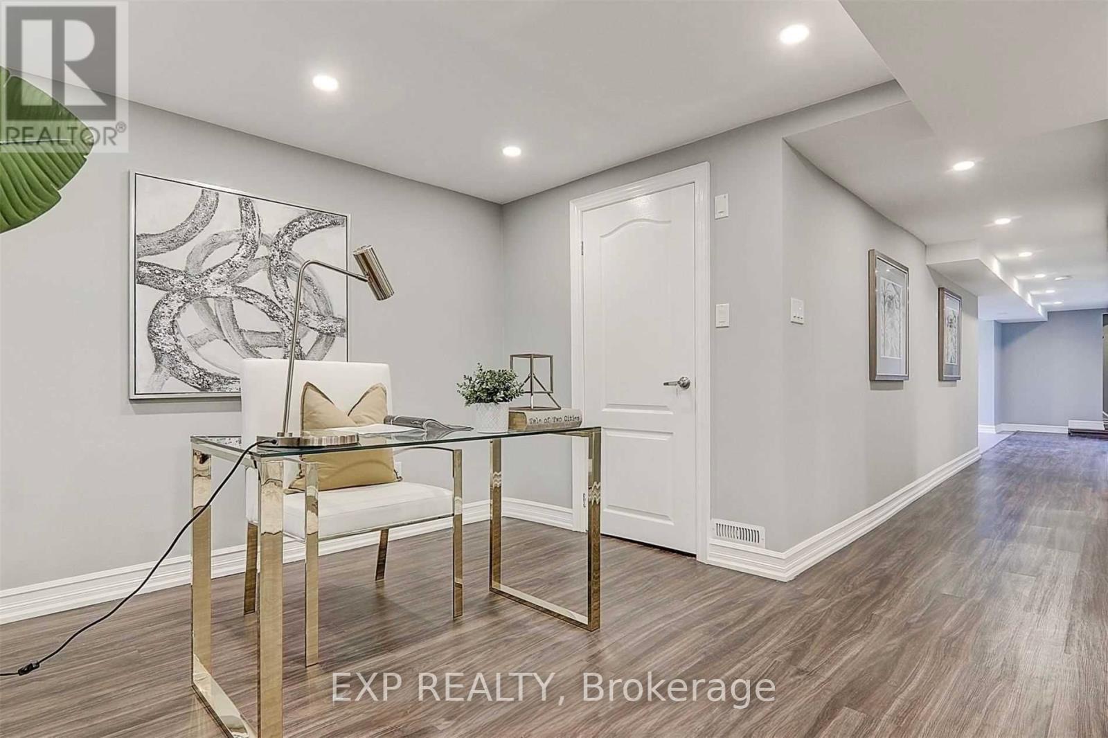 Photo 22 of 88 Riverglen Drive, Georgina ON
