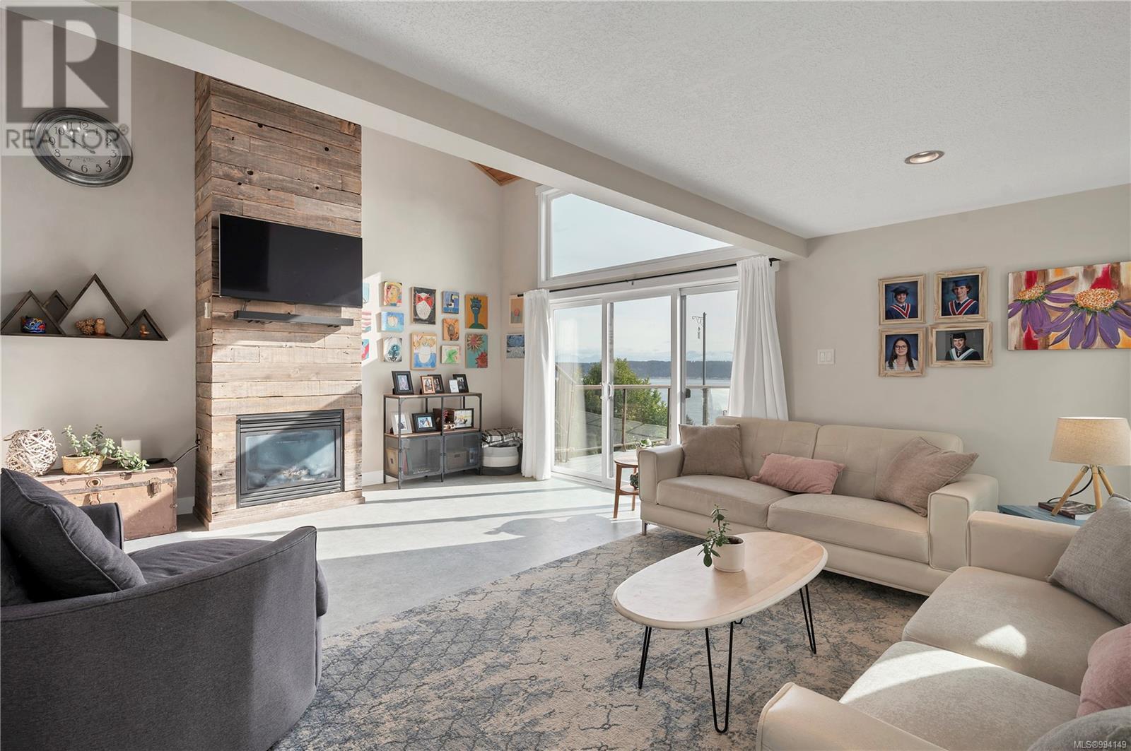 241 Alder St S, Campbell River