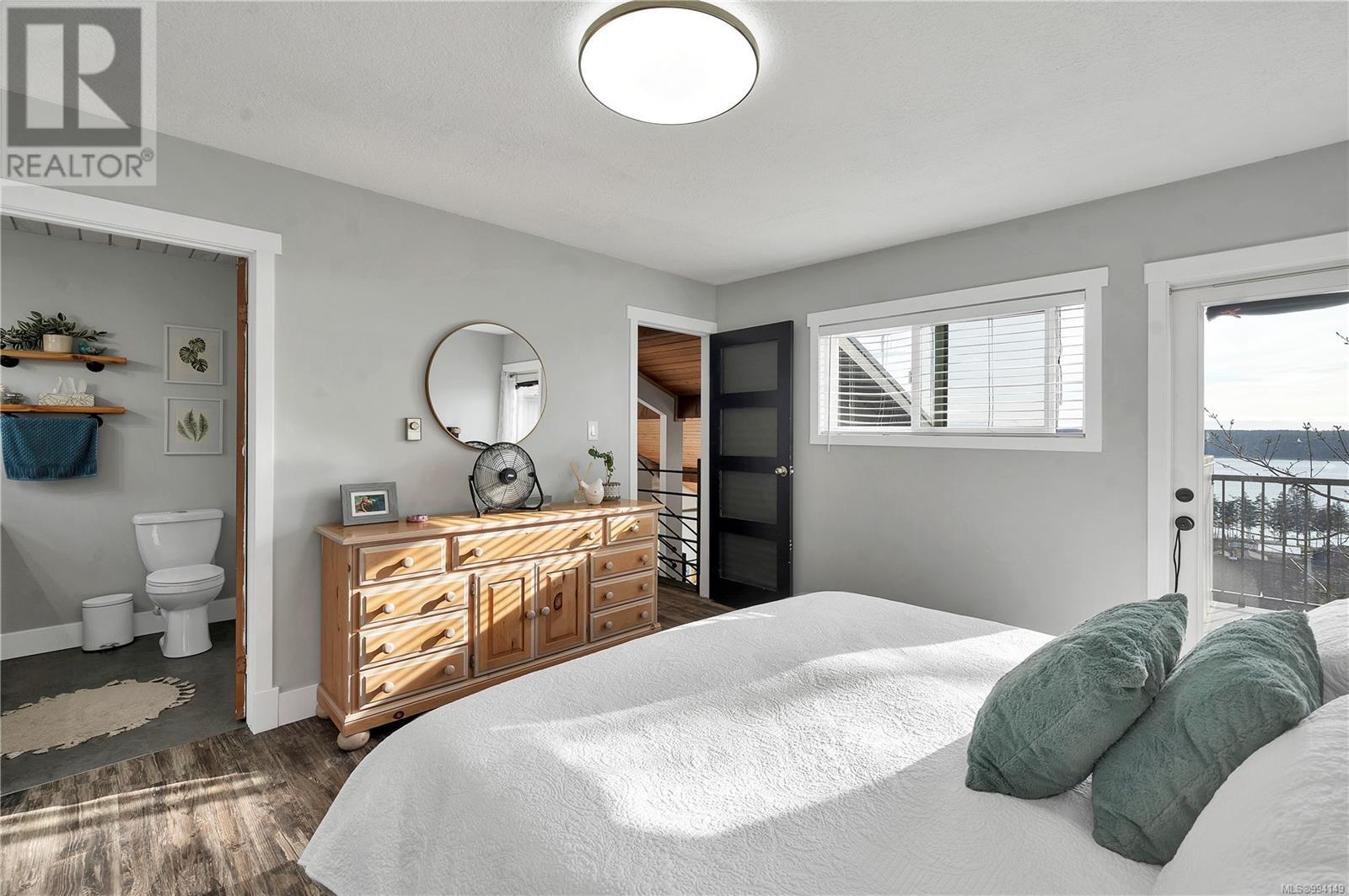 241 Alder St S, Campbell River