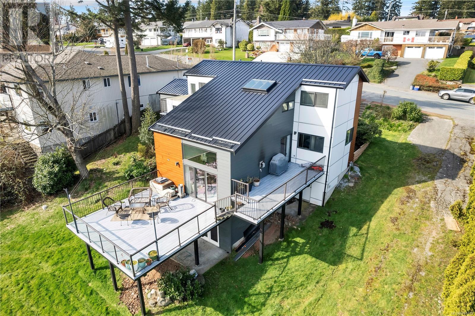 241 Alder St S, Campbell River