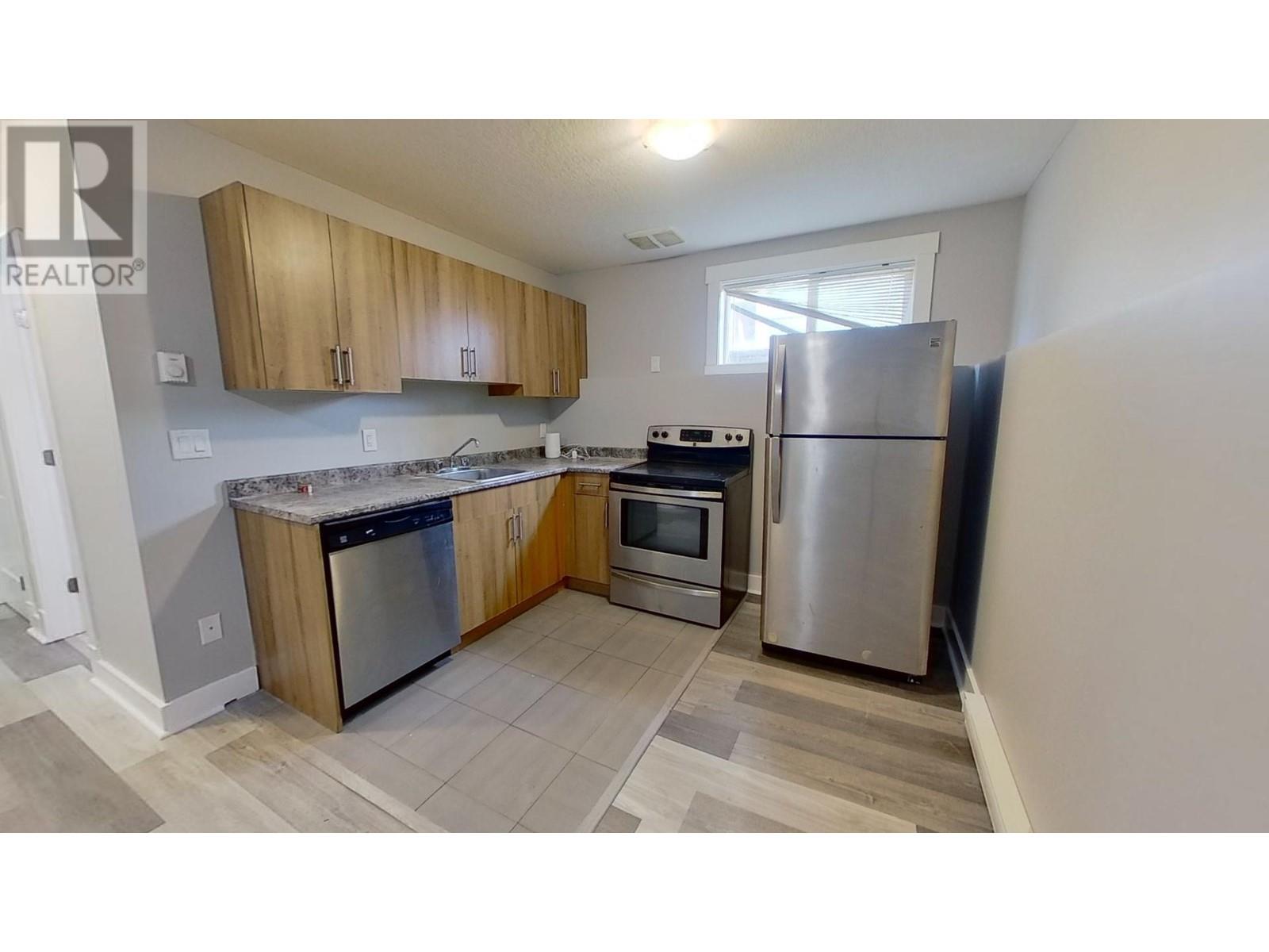 Photo 11 of 10909 104 A Avenue, Fort St John BC