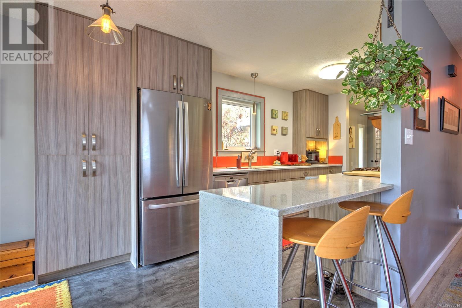 Photo 13 of 7777 Sunset Dr, Lake Cowichan BC