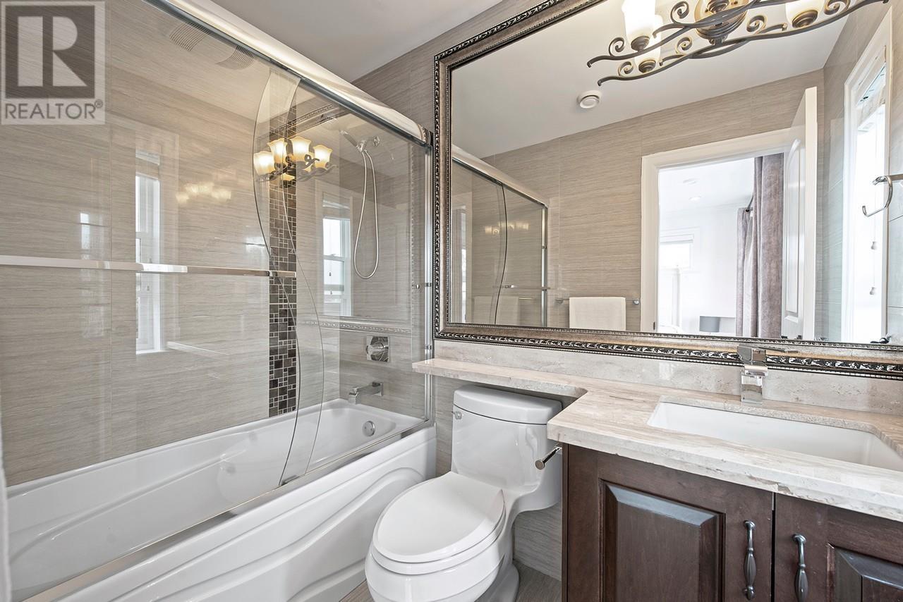 Photo 11 of 4637 Buxton Court, Burnaby BC