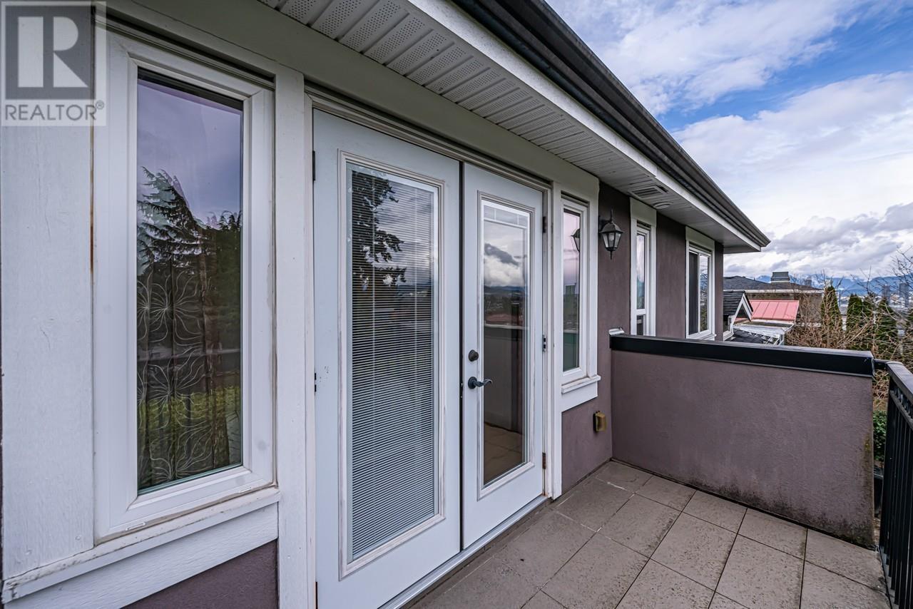 Photo 28 of 4637 Buxton Court, Burnaby BC