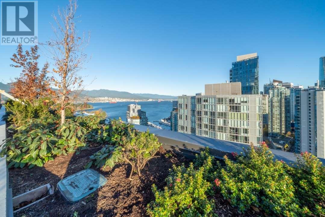 Photo 15 of 2603 620 Cardero Street, Vancouver BC