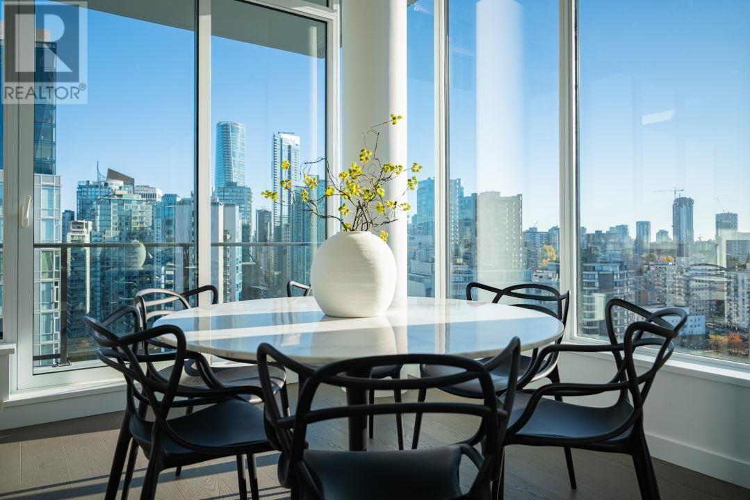 Photo 2 of 2603 620 Cardero Street, Vancouver BC