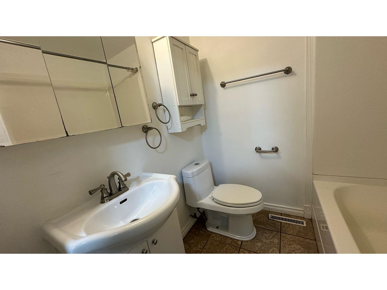 9757 HILLIER STREET, Chilliwack Proper West, Chilliwack