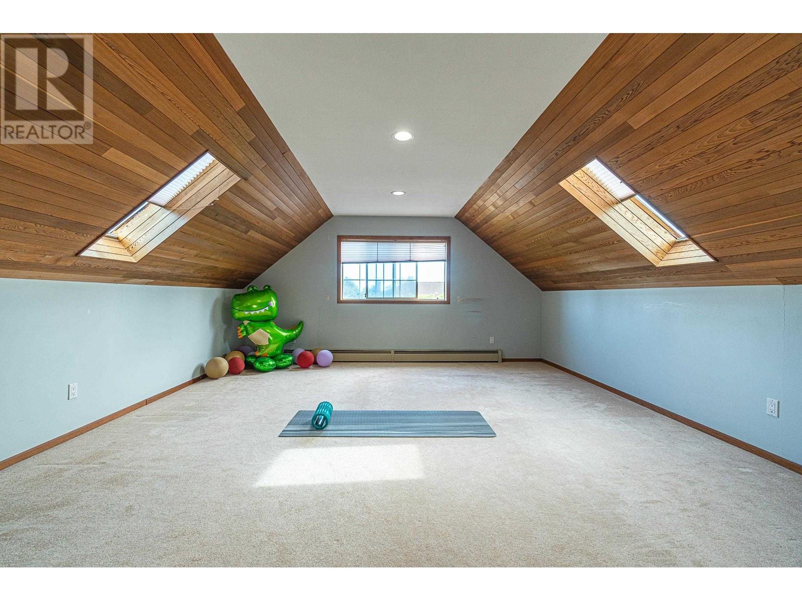 6865 GRANT PLACE, Burnaby