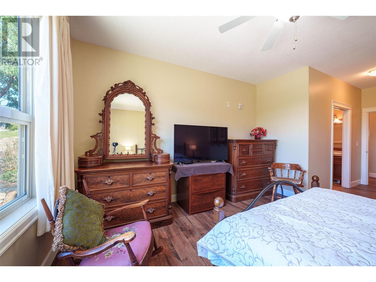 9100 Mackie Drive Unit# 101, Coldstream
