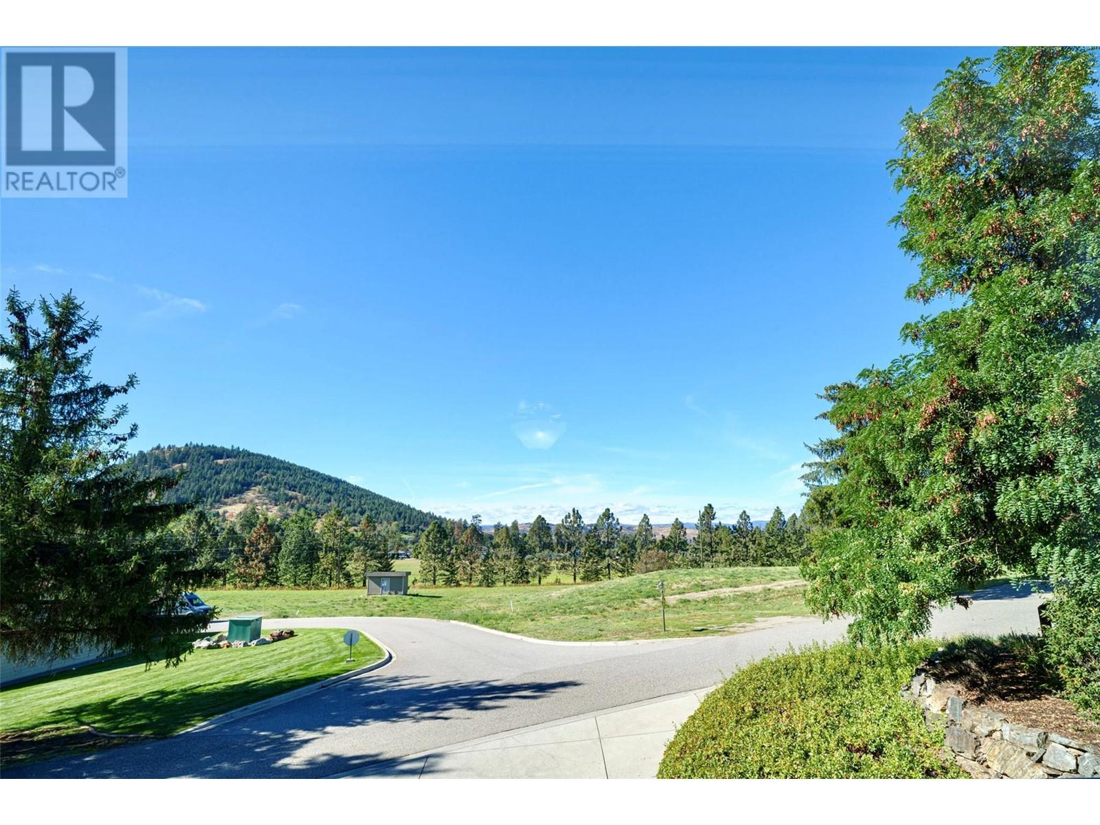 9100 Mackie Drive Unit# 101, Coldstream