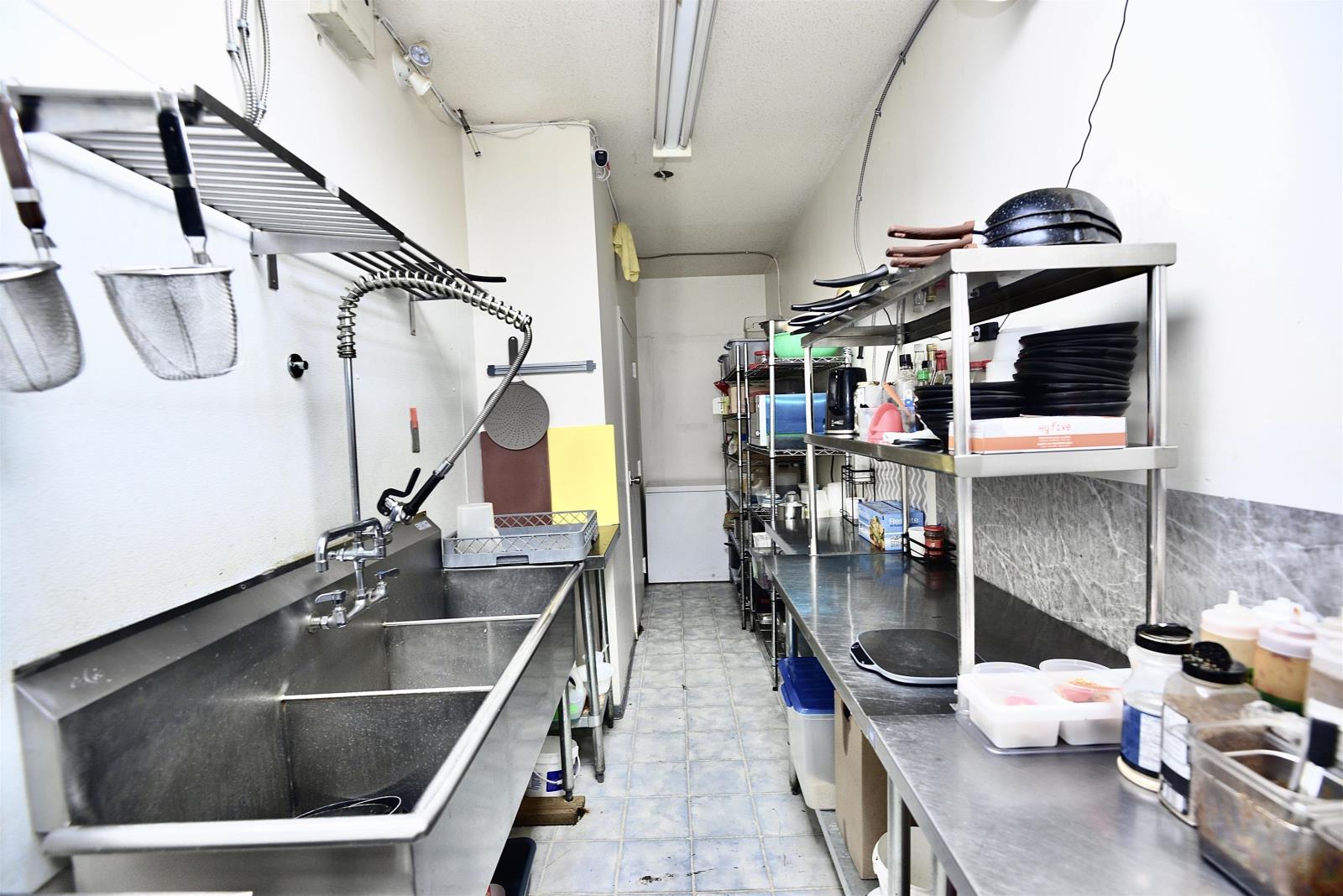 136 CONFIDENTIAL AVENUE, Harrison Hot Springs, Harrison Hot Springs