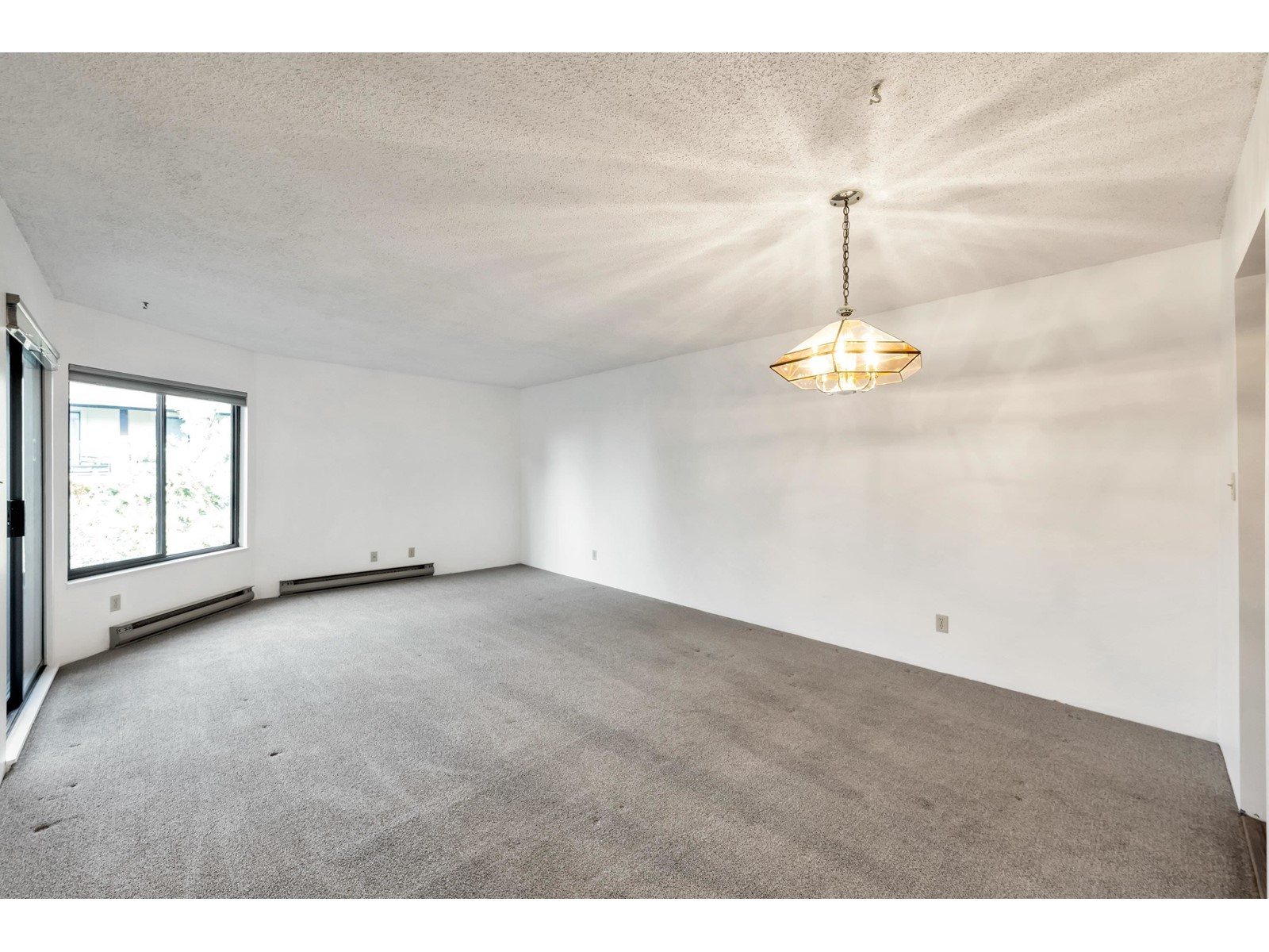 209 1355 WINTER STREET, White Rock