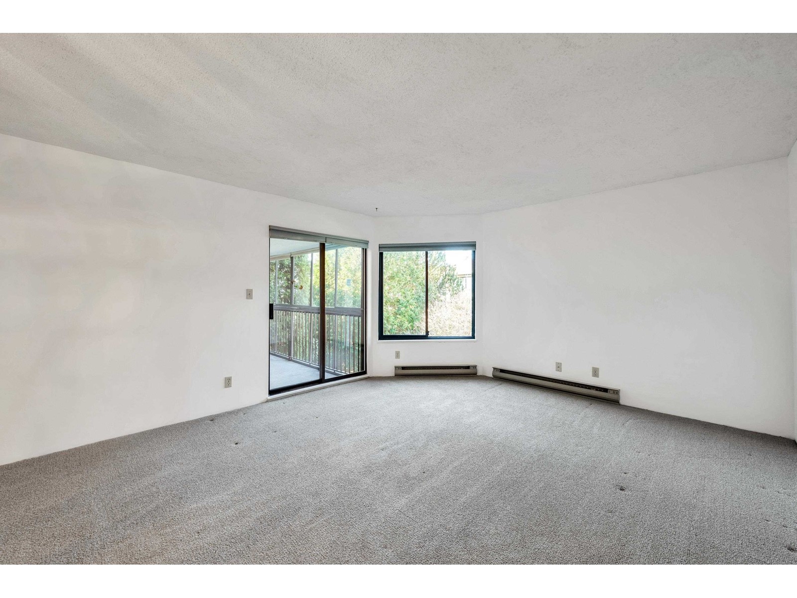 209 1355 WINTER STREET, White Rock real estate listing R2985782