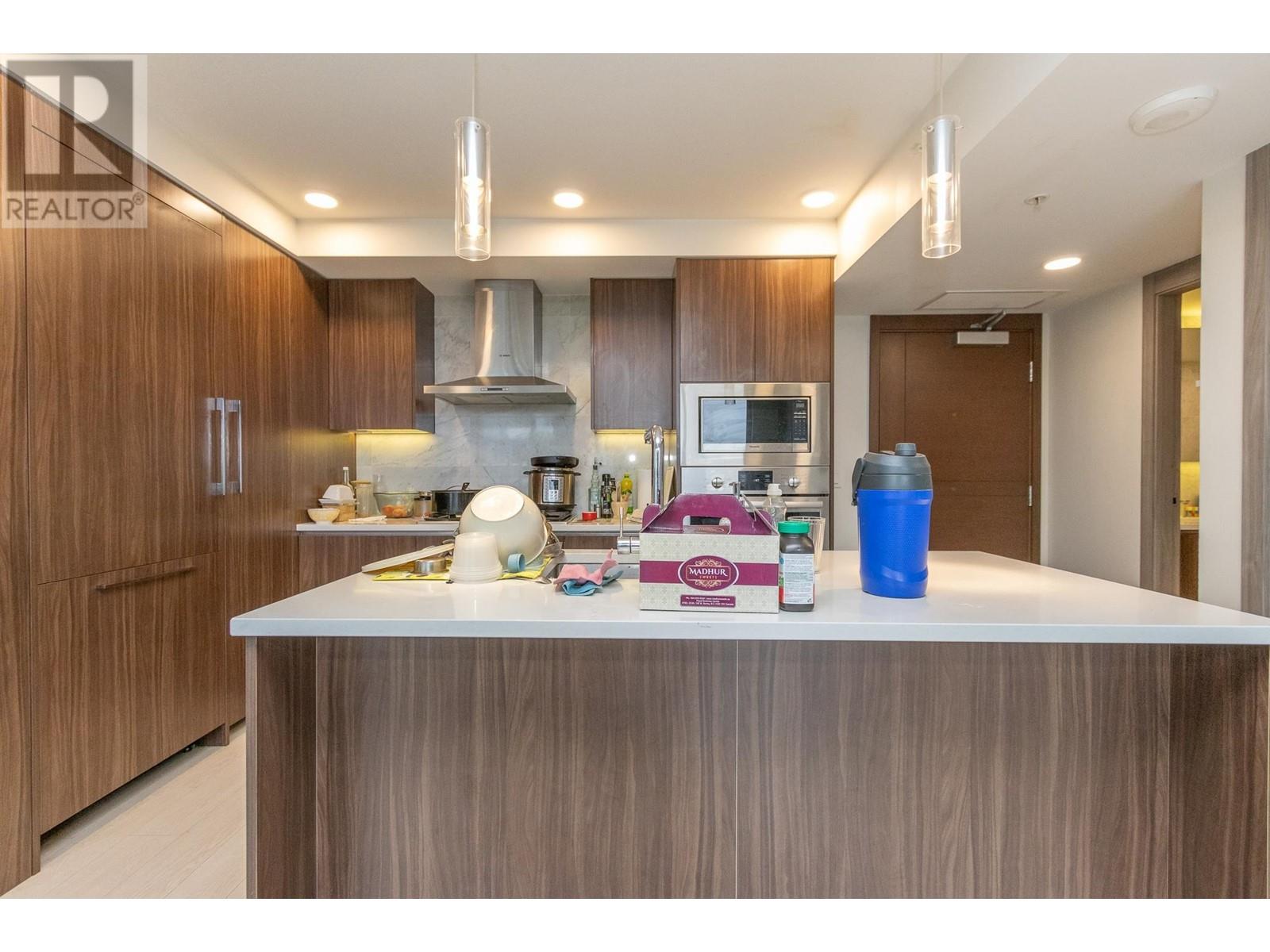 Photo 5 of 1210 8800 Hazelbridge Way, Richmond BC