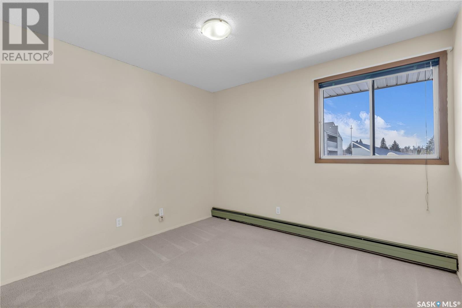 Single Family House Low rise for Sale in  A Tait PLACE Saskatoon 