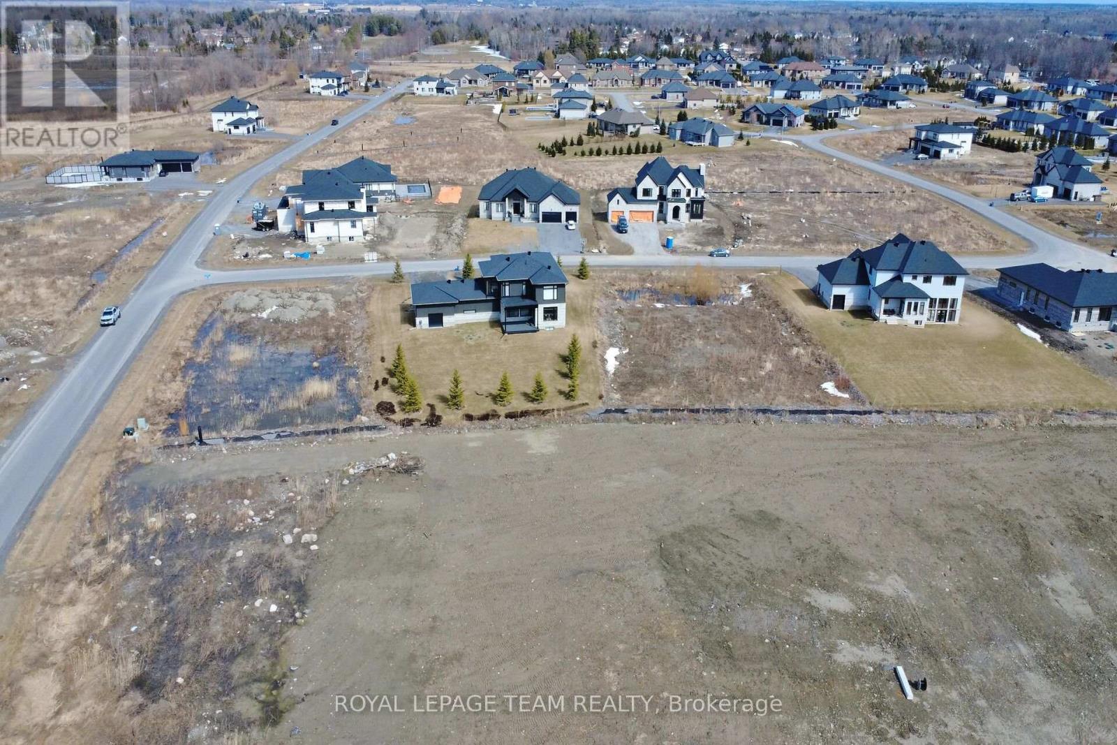 Photo 22 of 6715 Still Meadow Way, Ottawa ON