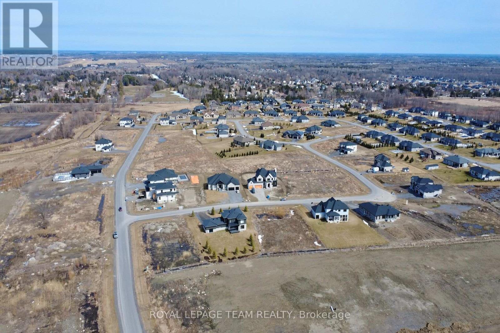 Photo 23 of 6715 Still Meadow Way, Ottawa ON