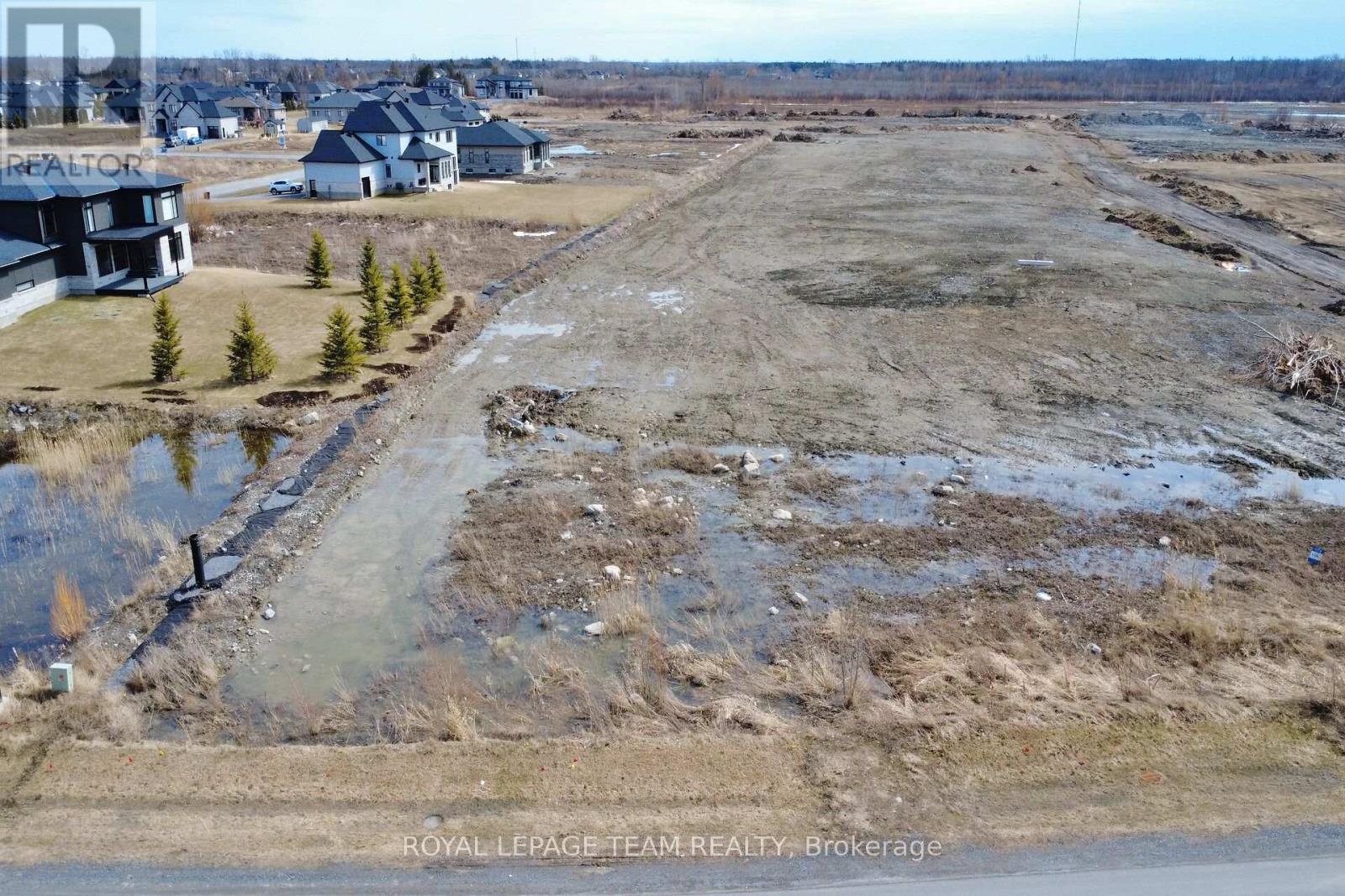 Photo 11 of 6715 Still Meadow Way, Ottawa ON