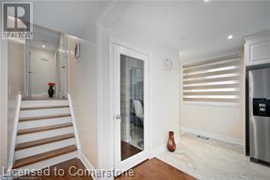 Photo 14 of 48 Larchwood Circle, Welland ON