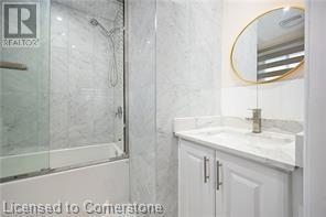 Photo 18 of 48 Larchwood Circle, Welland ON