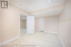 Photo 30 of 48 Larchwood Circle, Welland ON