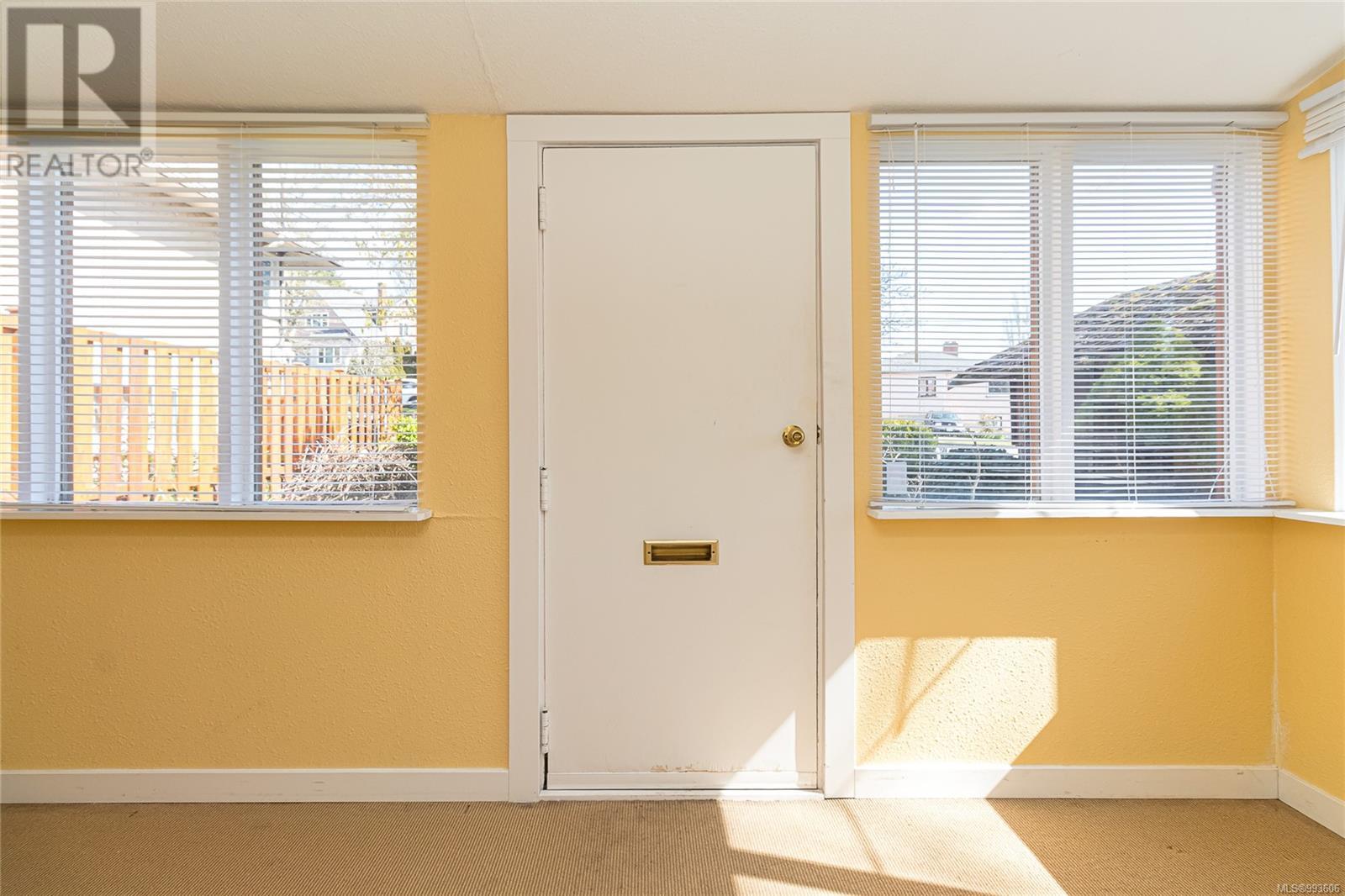  2574 Cook Street, Victoria