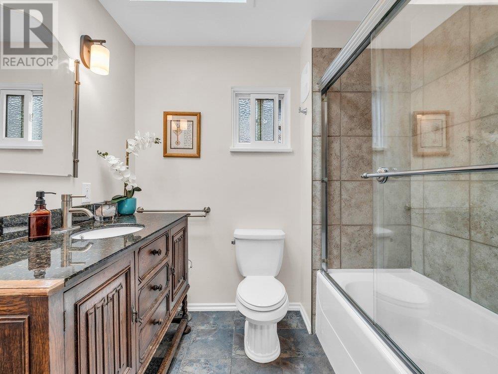 5231 1 AVENUE, Delta real estate listing R2955941