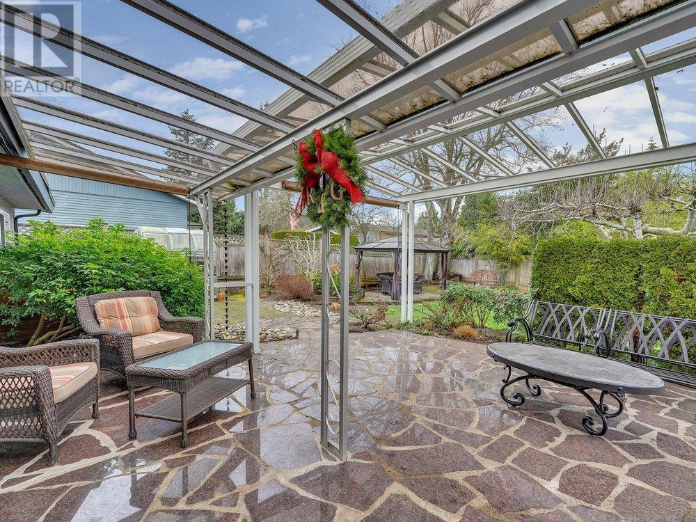 5231 1 AVENUE, Delta real estate listing R2955941